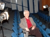 Bernard Krawczyk w sali audytoryjnej Parnassos Biblioteki Śląskiej